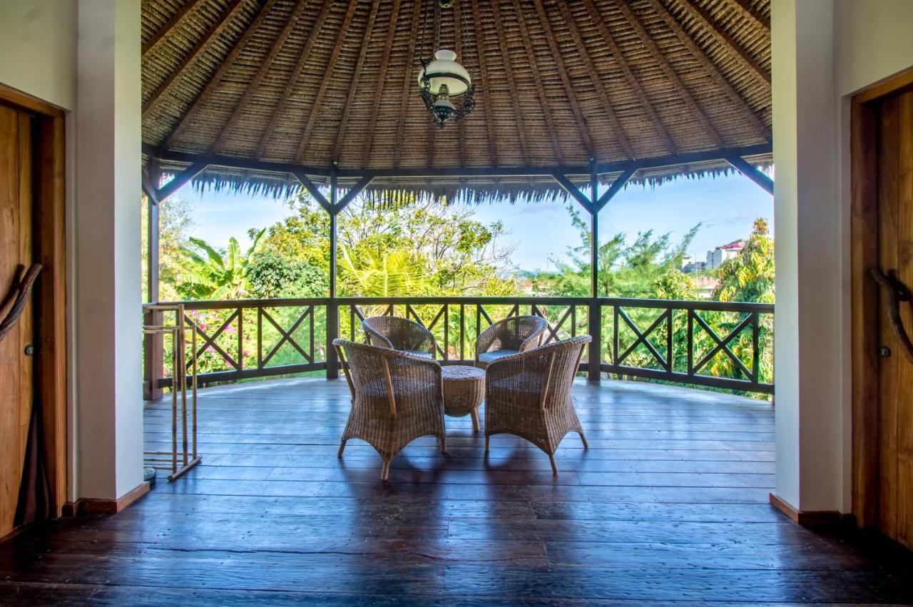 Breezy Point Villas Nusa Dua  Exteriör bild