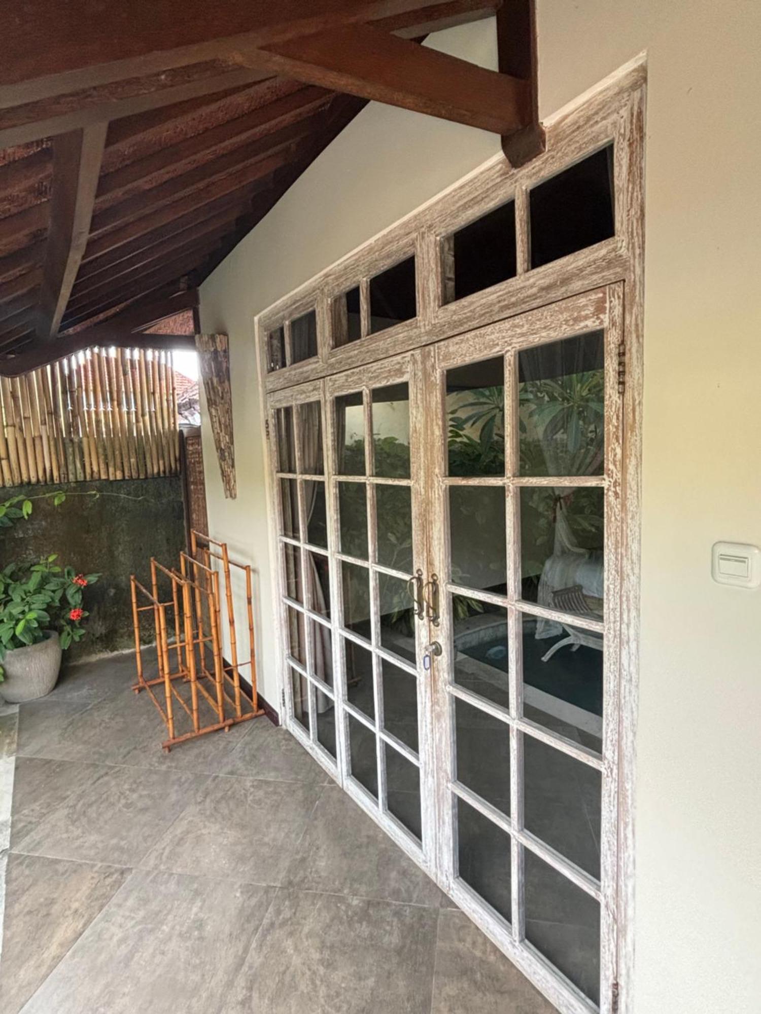 Breezy Point Villas Nusa Dua  Exteriör bild