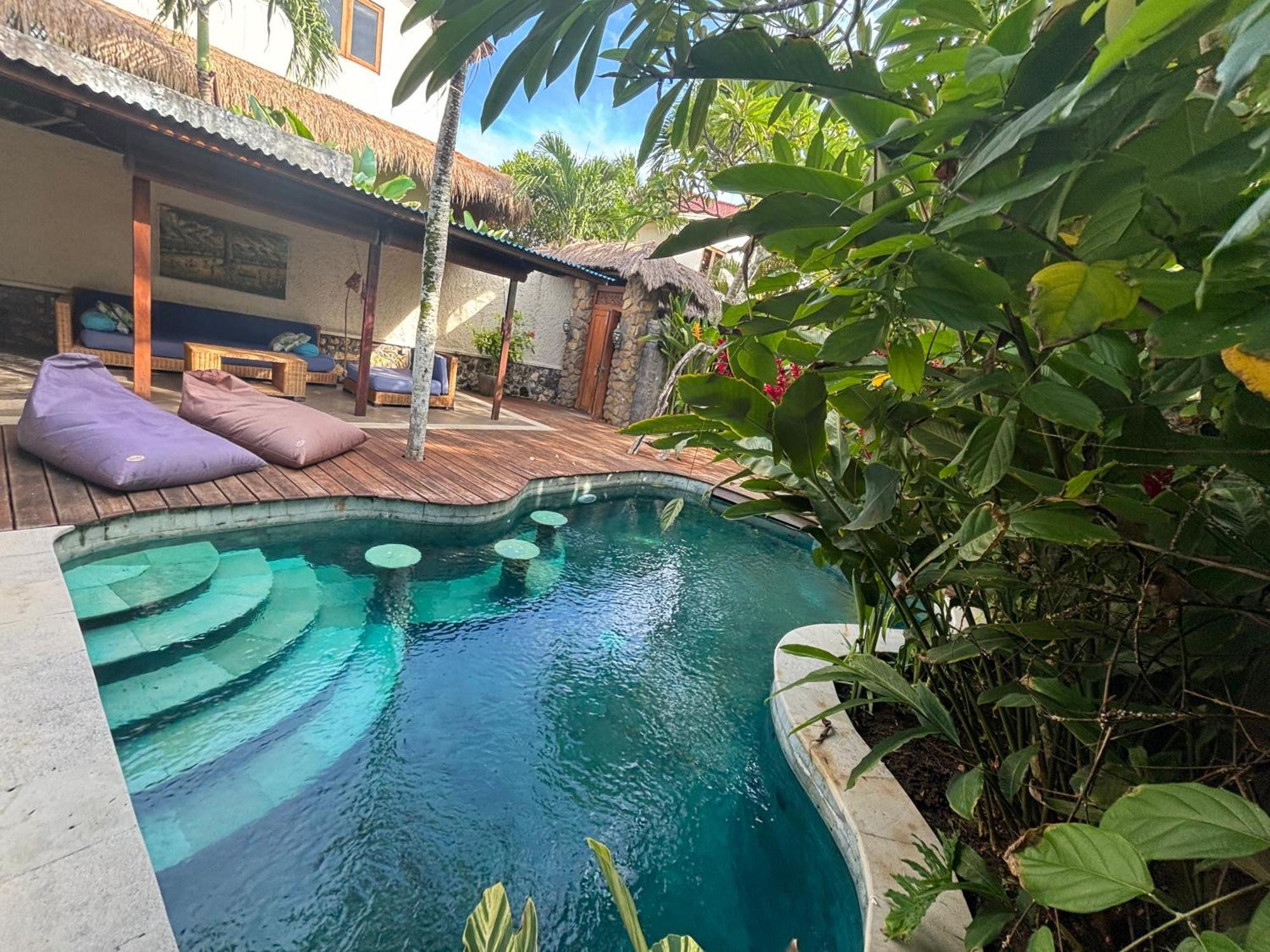 Breezy Point Villas Nusa Dua  Exteriör bild