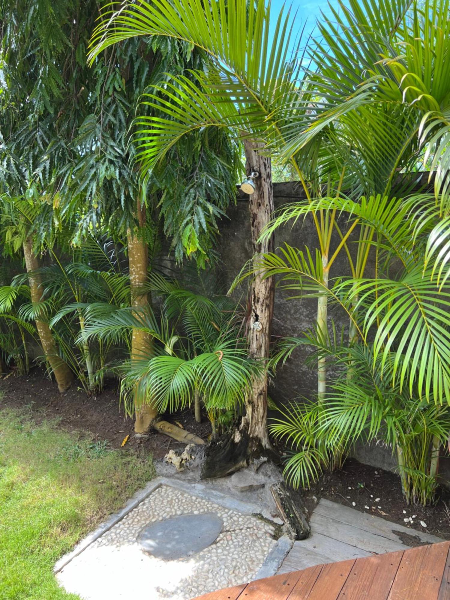 Breezy Point Villas Nusa Dua  Exteriör bild