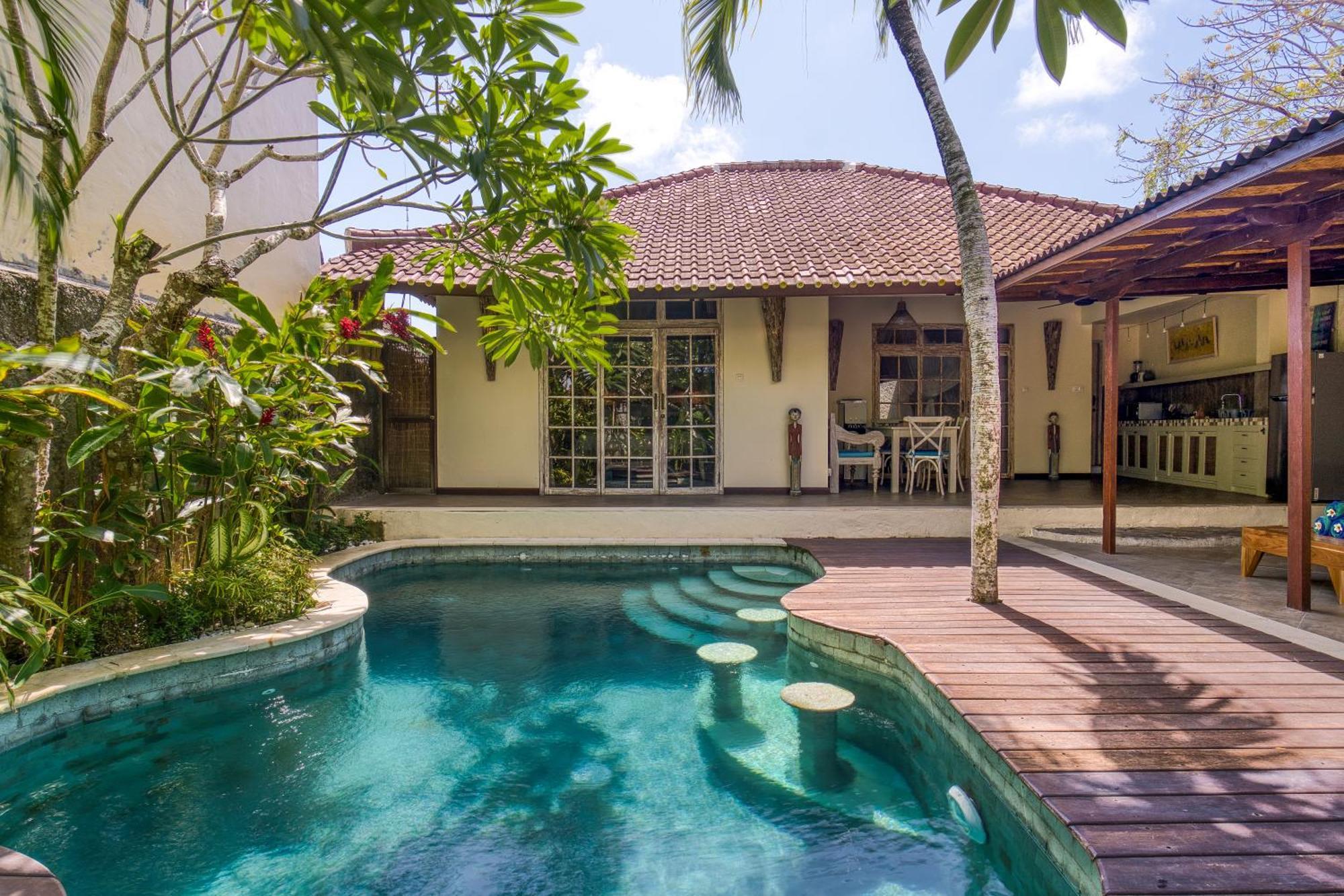 Breezy Point Villas Nusa Dua  Exteriör bild