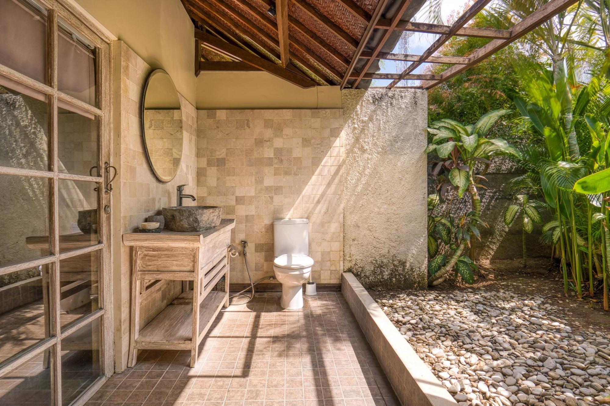 Breezy Point Villas Nusa Dua  Exteriör bild