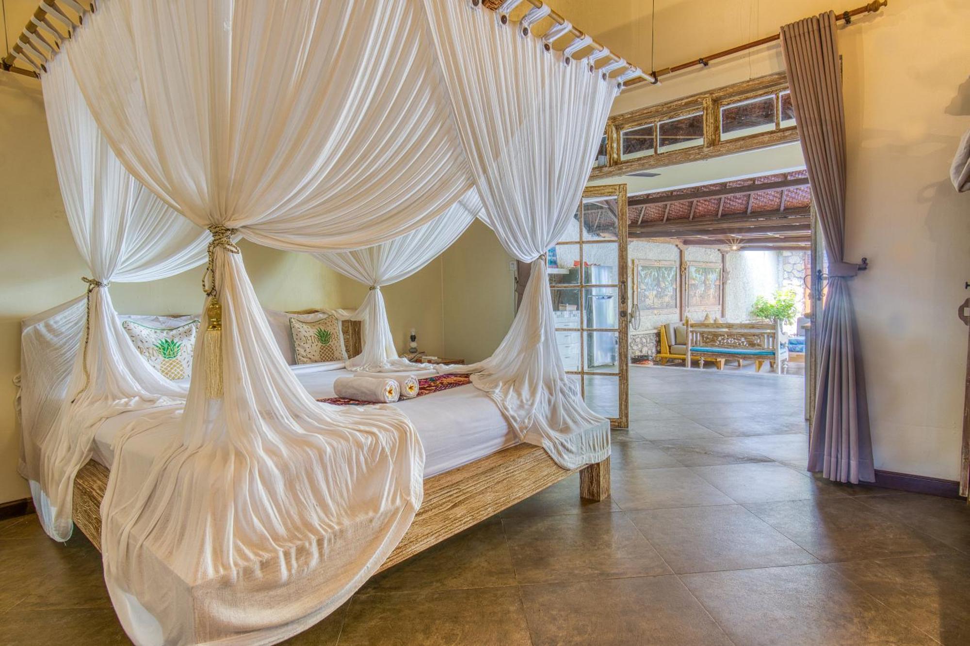 Breezy Point Villas Nusa Dua  Exteriör bild