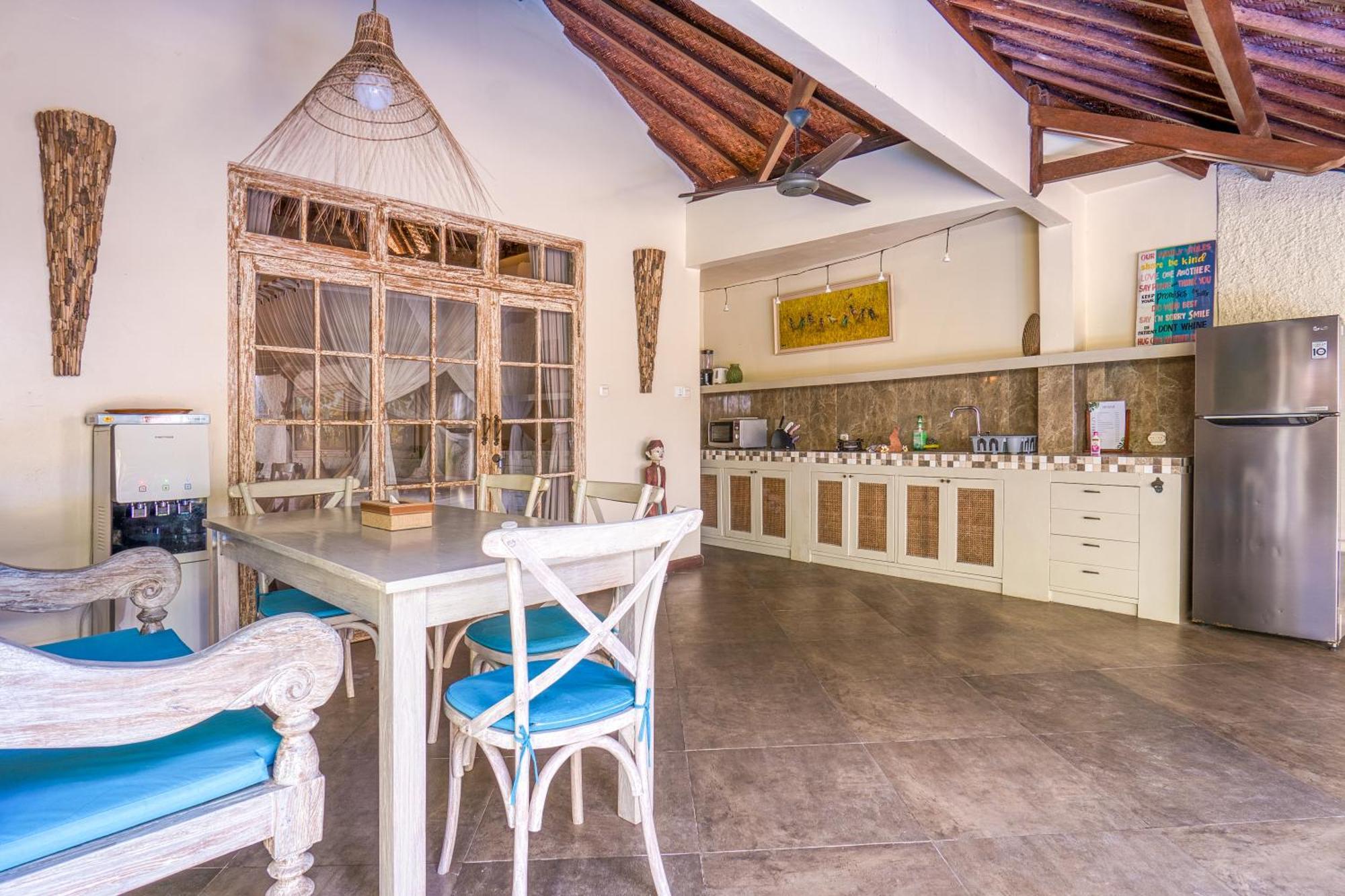Breezy Point Villas Nusa Dua  Exteriör bild